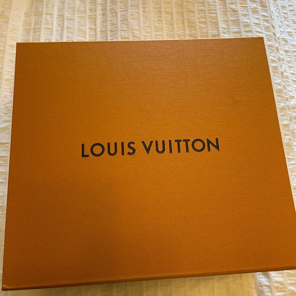 Louis Vuitton Handbag Box. 12 inch wide by 6 inch high.
